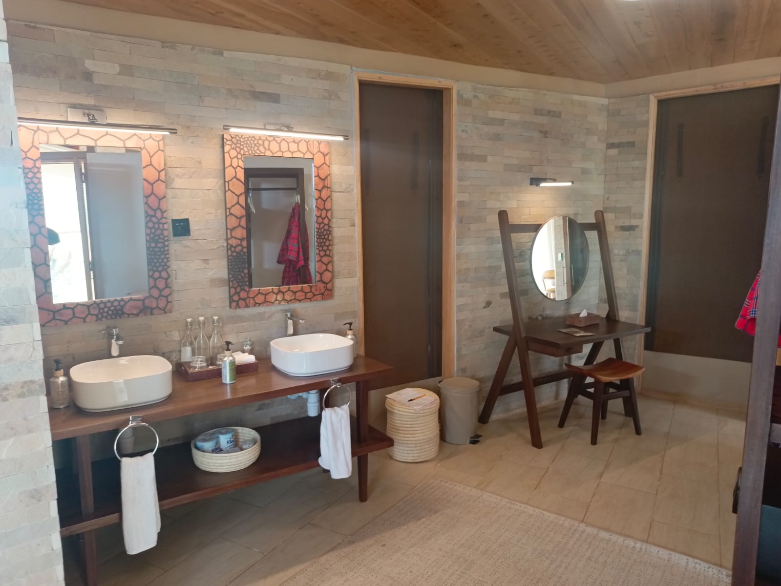 Lodge bedroom